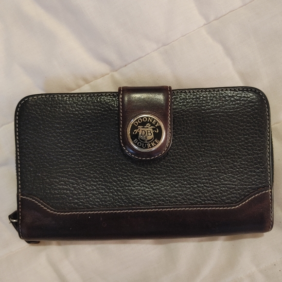 Dooney & Bourke Zip Around Wallet - Picture 13 of 13